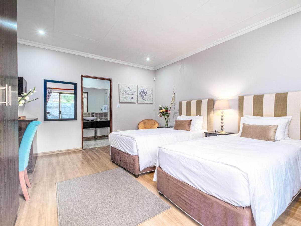 Hurlingham House Guest House Йоганнесбурґ Екстер'єр фото