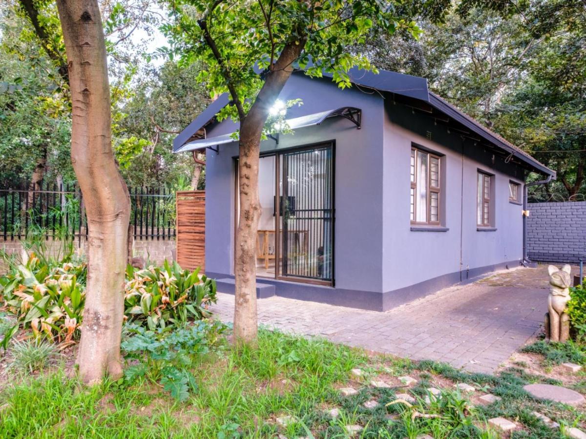 Hurlingham House Guest House Йоганнесбурґ Екстер'єр фото