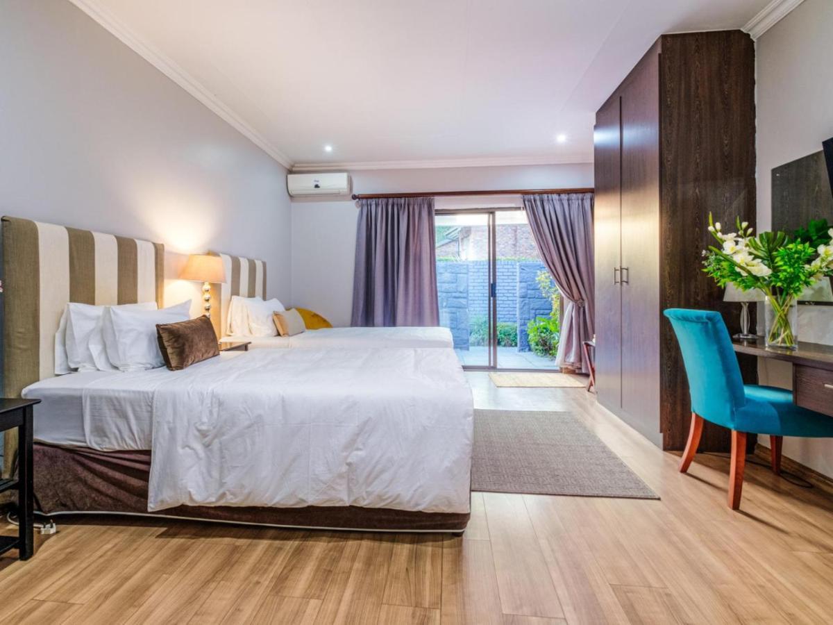 Hurlingham House Guest House Йоганнесбурґ Екстер'єр фото
