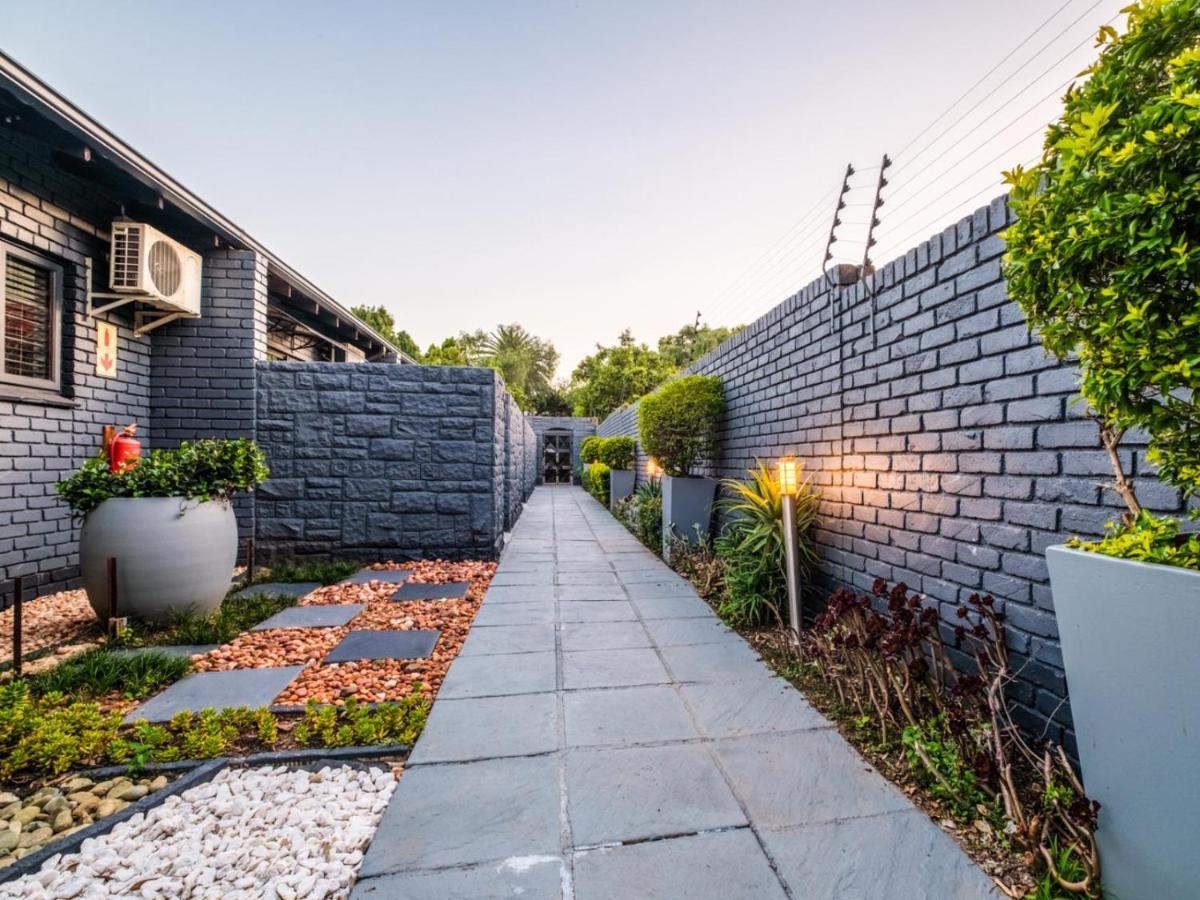 Hurlingham House Guest House Йоганнесбурґ Екстер'єр фото